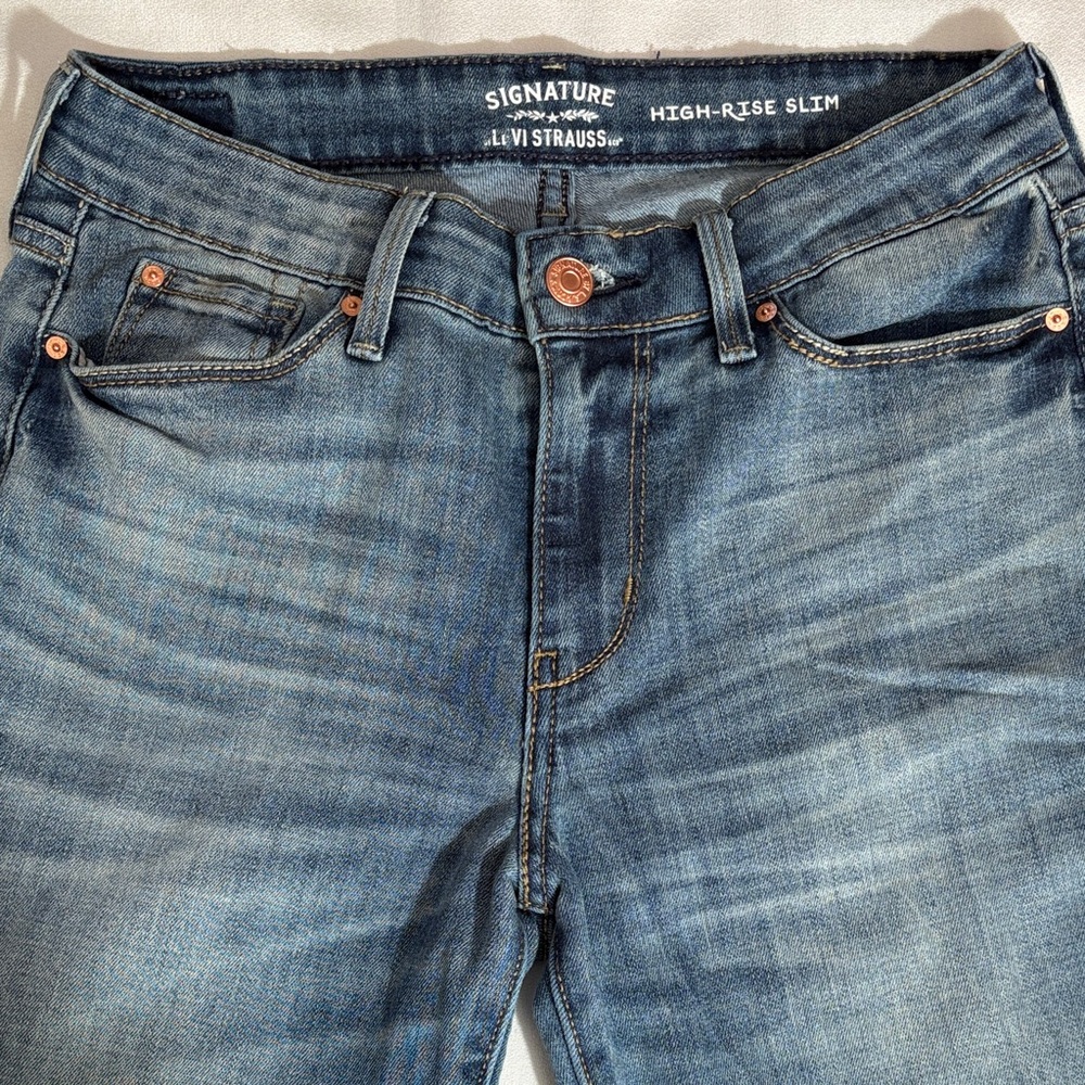 Signature by Levi Strauss Women's High-Rise Slim Jeans - Classic Blue - Size 2